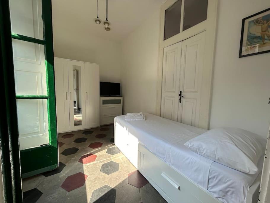 Largo Cassavecchia Apartment Salerno Exterior photo